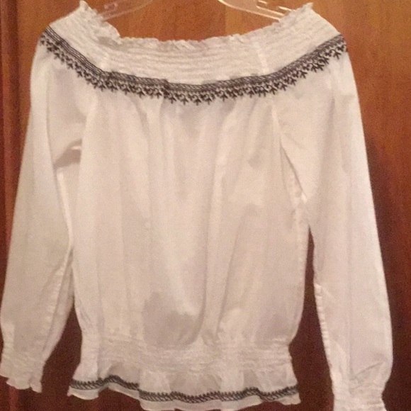 The Limited Tops - THE LIMITED OFF THE SHOULDER WHITE BLOUSE SIZE MED